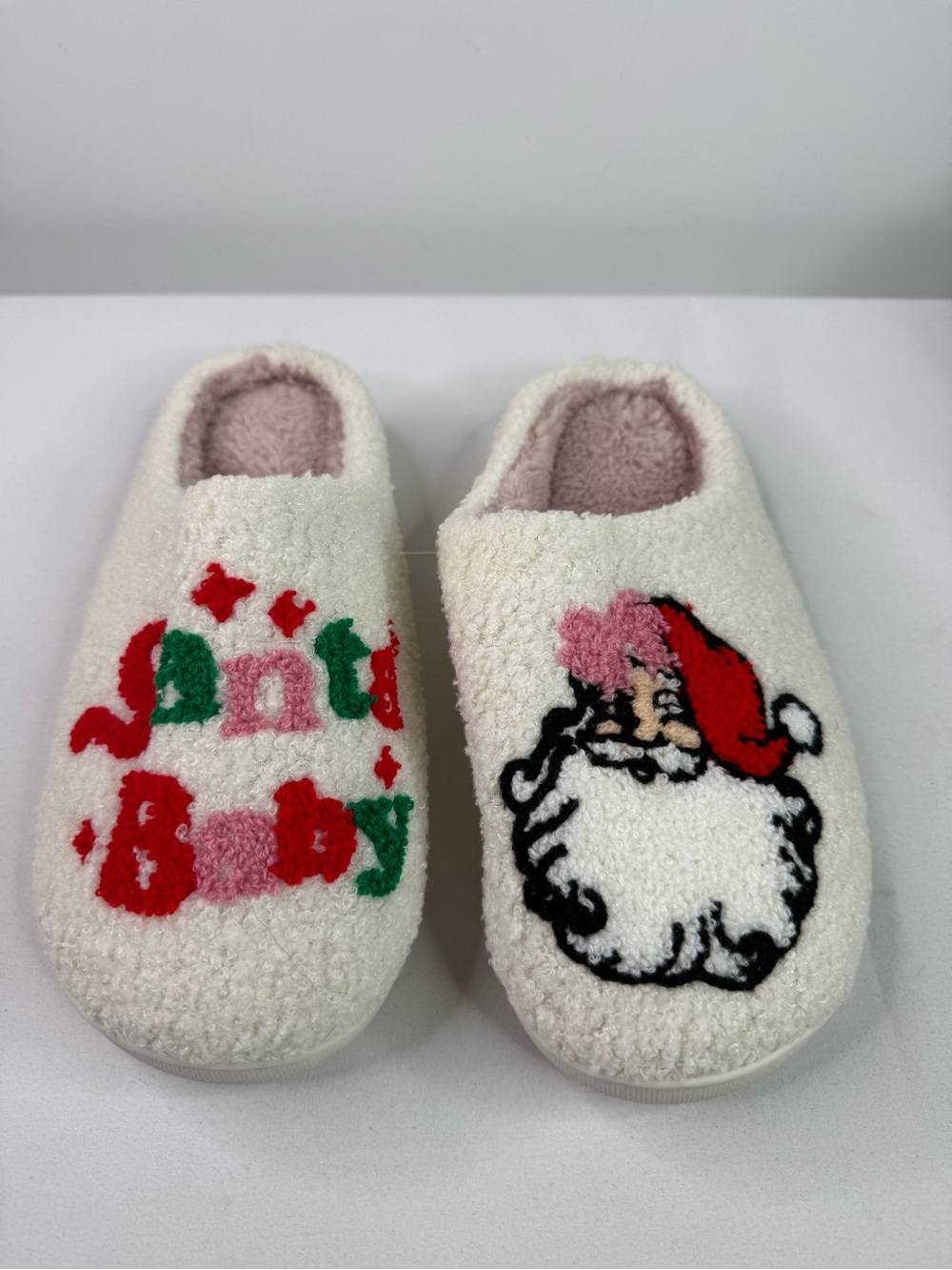 NWOT Plush Cozy Holiday Santa Slide In Slippers Size 40-41 (US 9.5-10.5)